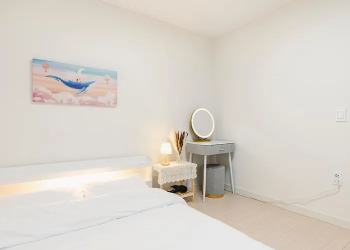 Apartment 러블리코지하우스 Seoul